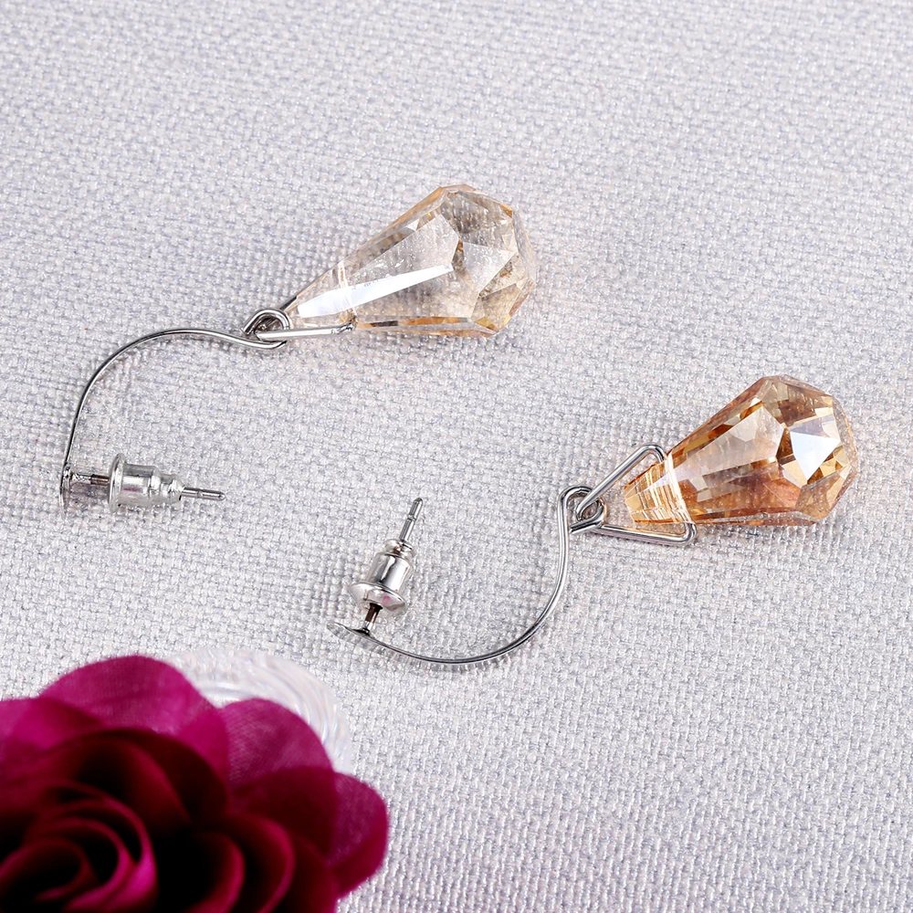 1506088797453_A00157-3