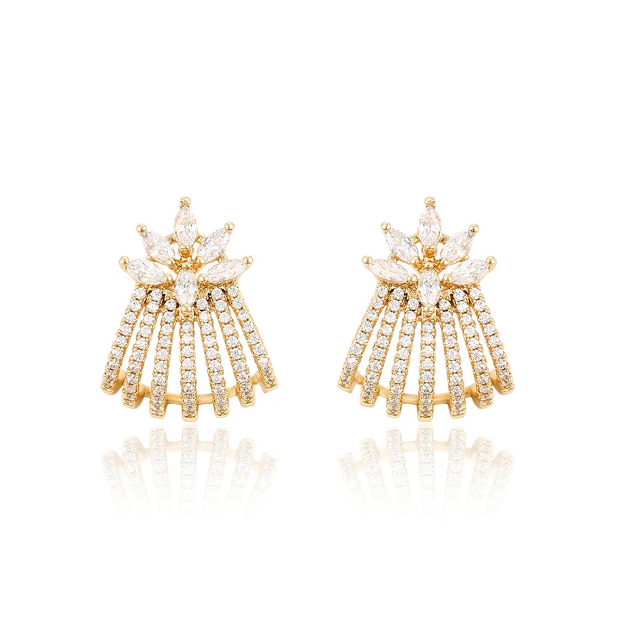 92451 Wholesale delicate ladies jewelry gold plated artificial diamond stud earrings
92451 Wholesale delicate ladies jewelry gold plated artificial diamond stud earrings