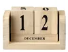 2018 fashion hot sales hand craft kids gifts wholesale desktop wooden stand decoration wood perpetual calendar made in China
