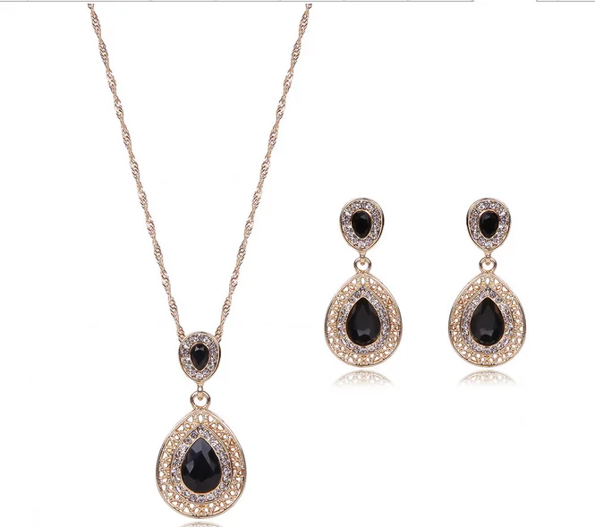 Green Eyes Tears Water Drop New Fashion Style Necklace Earrings wedding Party 2Pcs Per Sets Type Gold Plated Jewelry Sets
Green Eyes Tears Water Drop New Fashion Style Necklace Earrings wedding Party 2Pcs Per Sets Type Gold Plated Jewelry Sets