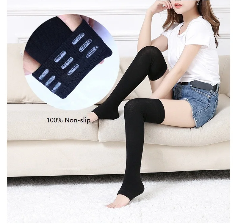 4555048720_2104711906