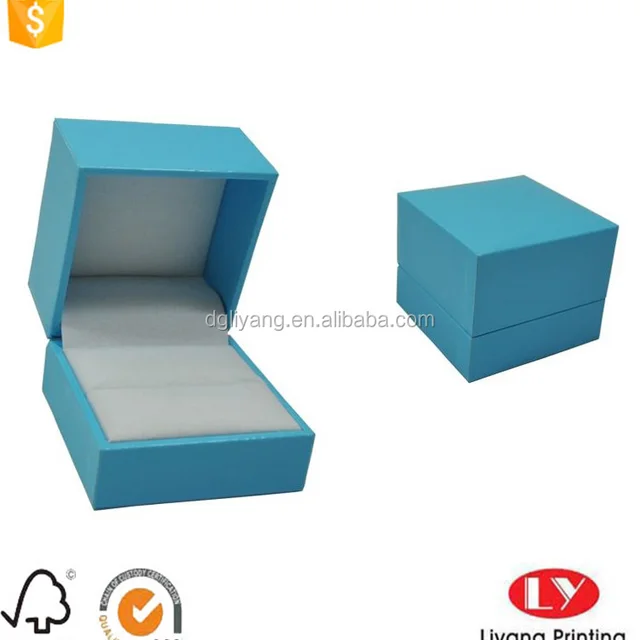 custom rigid square plastic ring packaging box with velvet pad