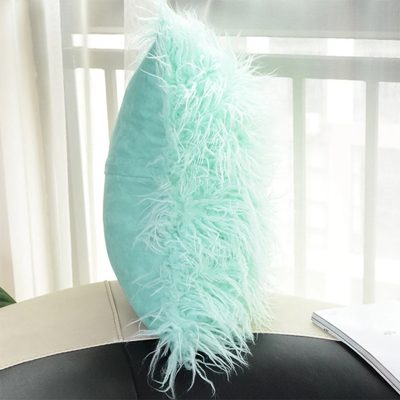High Quality Fluffy Plush Pillow (5)