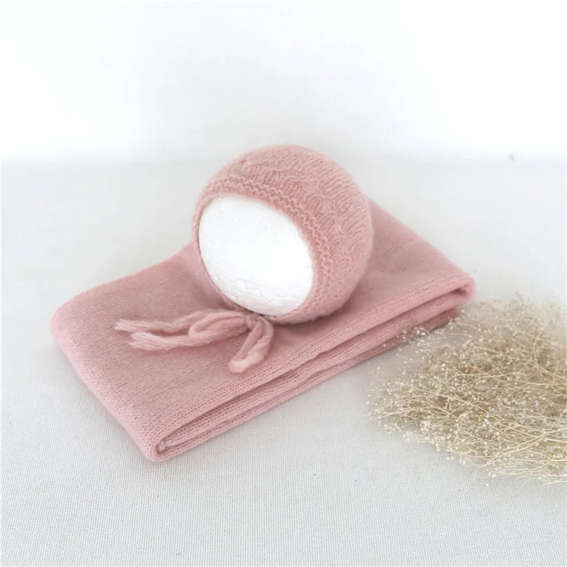 Fluffy wrap and hat set Newborn Photography Wrap bonnet props Vintage Knitted baby girl boy hat
Fluffy wrap and hat set Newborn Photography Wrap bonnet props Vintage Knitted baby girl boy hat