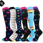 2019 new wholesale custom 20-30mmhg colored dots football medical knee high running cycling sport compression socks