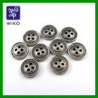 Antique silver color 4 holes men round plastic button for shirt button