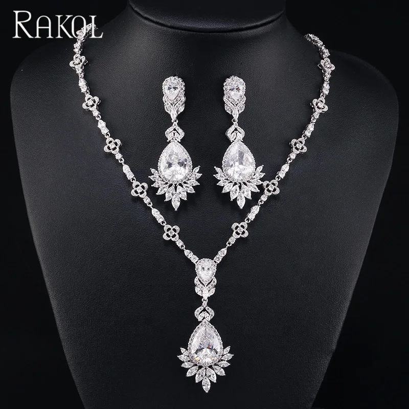 RAKOL Sweet Cute green Water Drop Pendant CZ zircon Simple flower shape necklace earrings Jewelry set S2014, As picture
RAKOL Sweet Cute green Water Drop Pendant CZ zircon Simple flower shape necklace earrings Jewelry set S2014, As picture