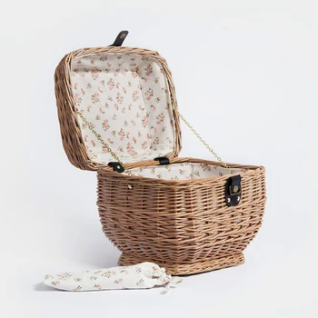 hamper wicker