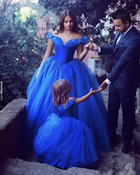 ZH1513X جديد الأزرق سندريلا قبالة الكتف الأم الكرة ثوب حفلة موسيقية فستان تول كريستال حفل زفاف