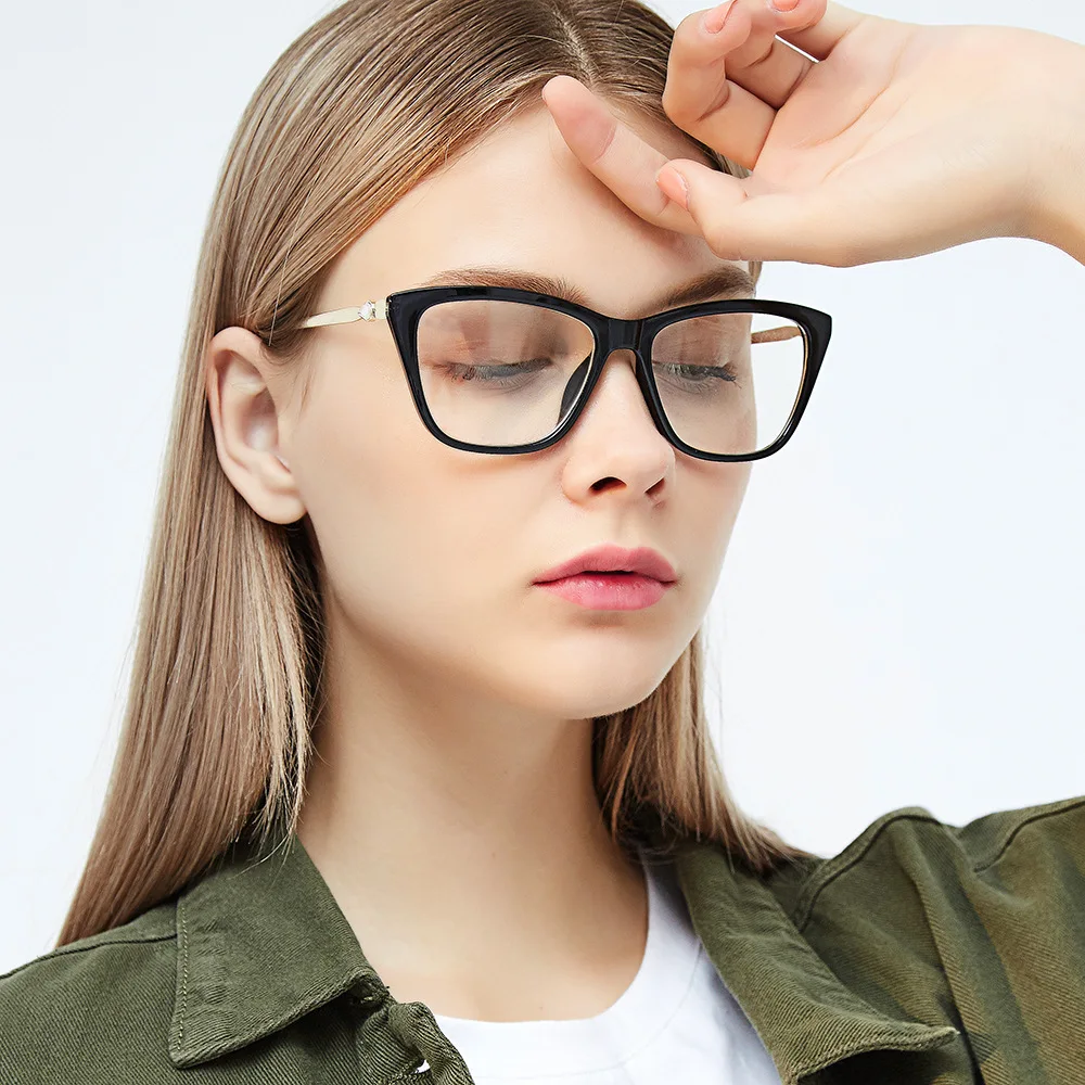 M0169 New Shaped Vintage Diamond Eyeglass Frames Metal Rhinestone Temple Optical Frames Glasses Custom
M0169 New Shaped Vintage Diamond Eyeglass Frames Metal Rhinestone Temple Optical Frames Glasses Custom