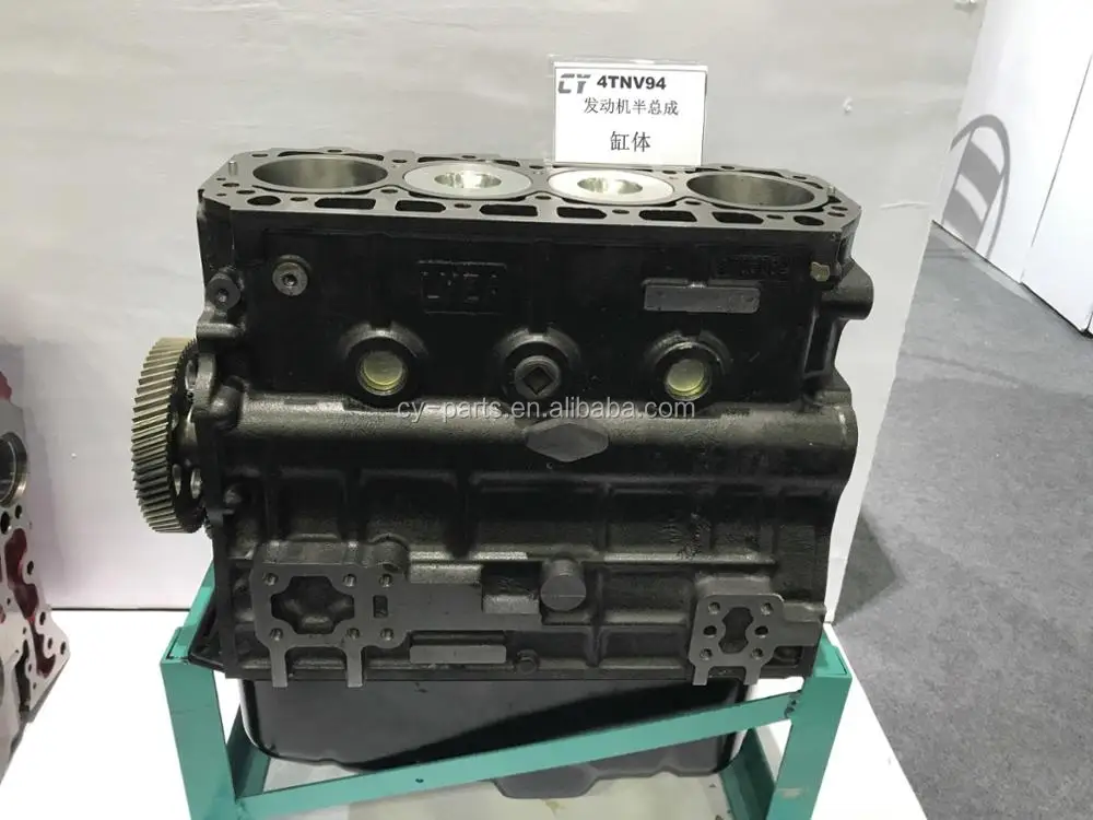 4TNV94 CYLINDER BLOCK 1