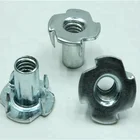 Nuts Nuts 2 Carbon Steel Zinc Plated Grade 2 5 8 T-Nut 4 Prongs Wholesale Tee Nuts Furniture T Nuts