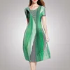 Anti Static Custom Make High End Oversized Dress With Your Design