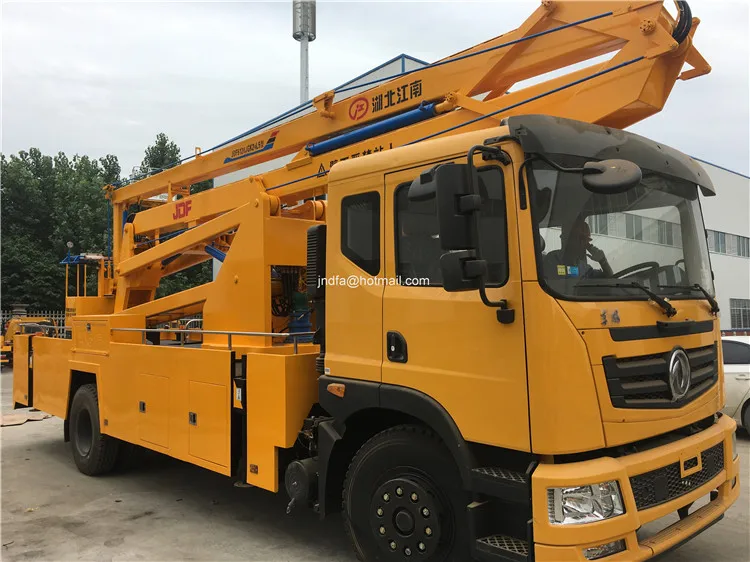22m hook lift truck5.JPG