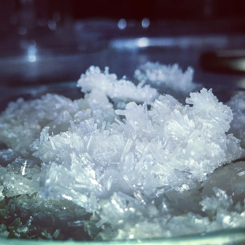 100% Natural Pure Hemp Oil Cbd Crystal (99% CBD)