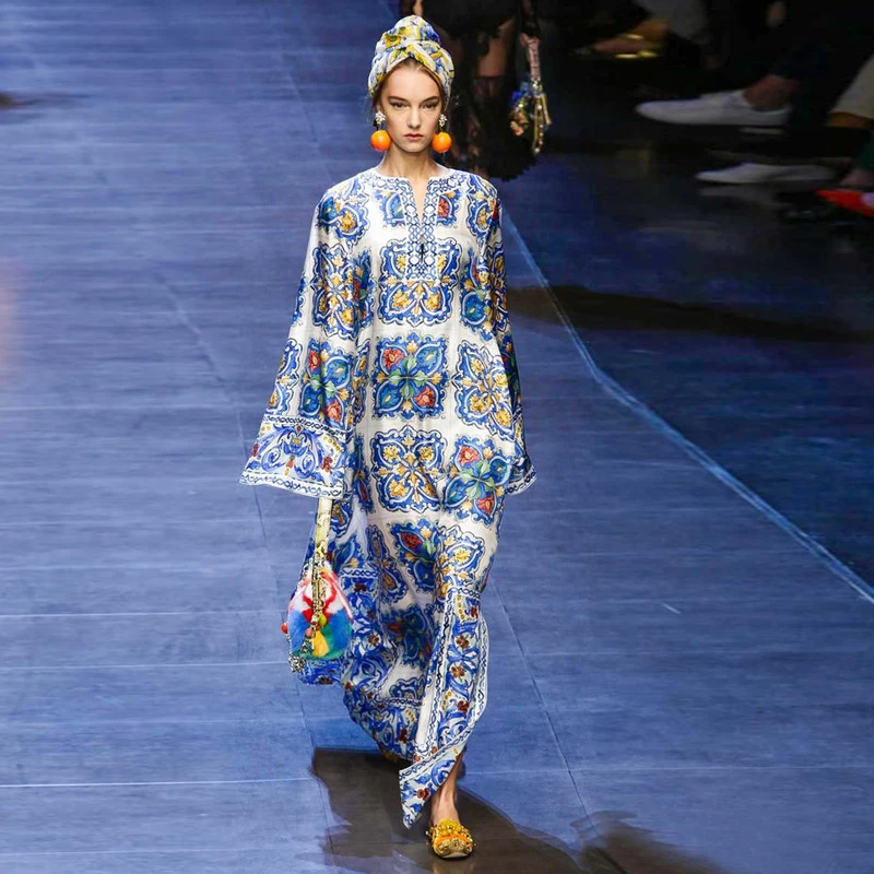 woman beachwear baroque blue and white porcelain pattern printing long Sleeve Maxi Dress long evening split muslim dress plus XL
woman beachwear baroque blue and white porcelain pattern printing long Sleeve Maxi Dress long evening split muslim dress plus XL