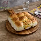 Modern Life High Quality Bulk Natural Wooden Food Dinner Serving Steak Plate Acacia Wood OEM Engrave LOGO Pizza Cutting Board