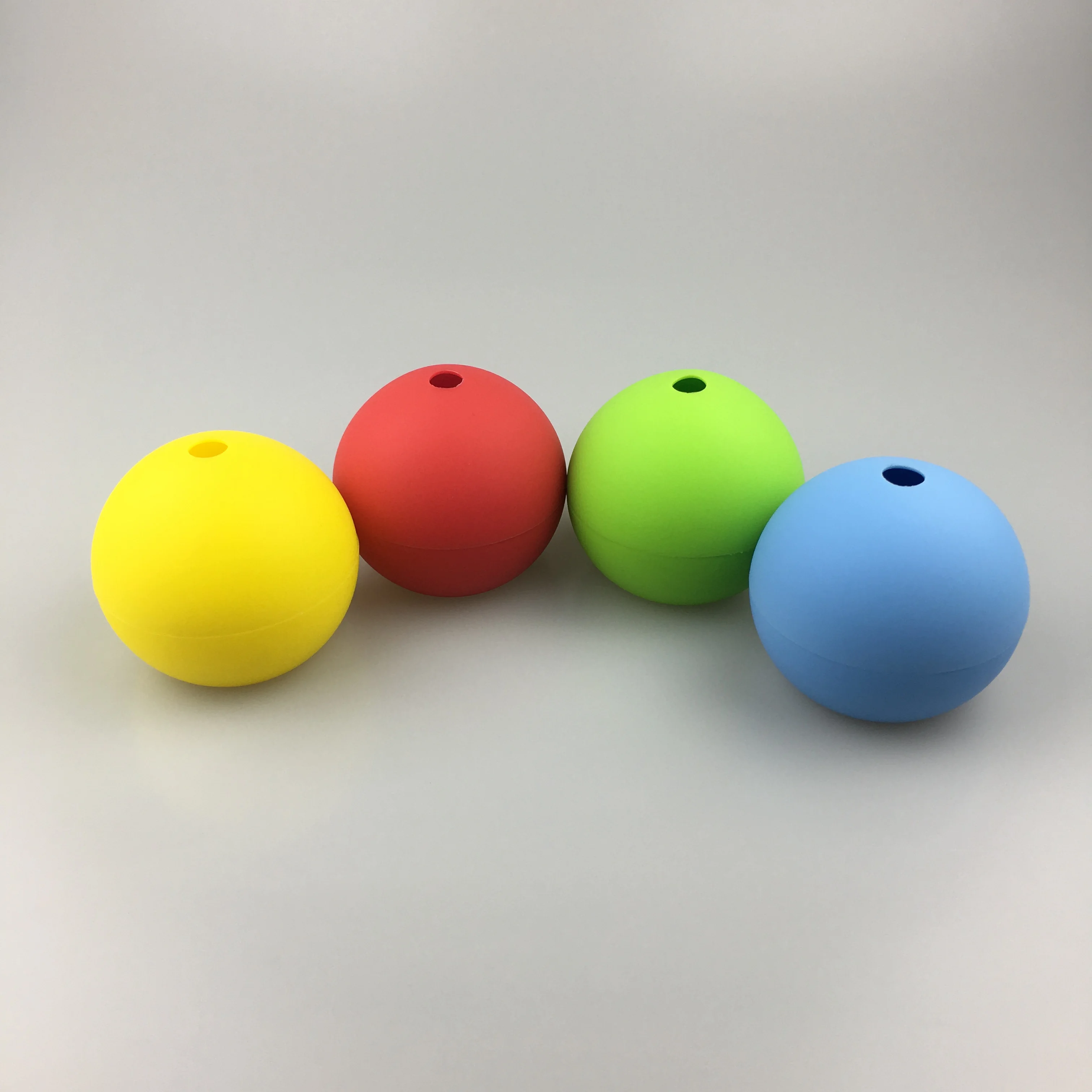 Large Size Ice Ball Maker Mold Silicone Sphere Ice Cube Mold, Blue/green/red/yellow
Large Size Ice Ball Maker Mold Silicone Sphere Ice Cube Mold, Blue/green/red/yellow