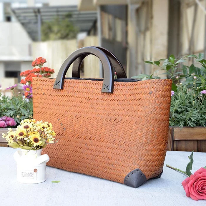New Style Large Summer Woven Rattan Beach Shoulder Bag With Inner Pouch Straw Handbag For Lady
New Style Large Summer Woven Rattan Beach Shoulder Bag With Inner Pouch Straw Handbag For Lady