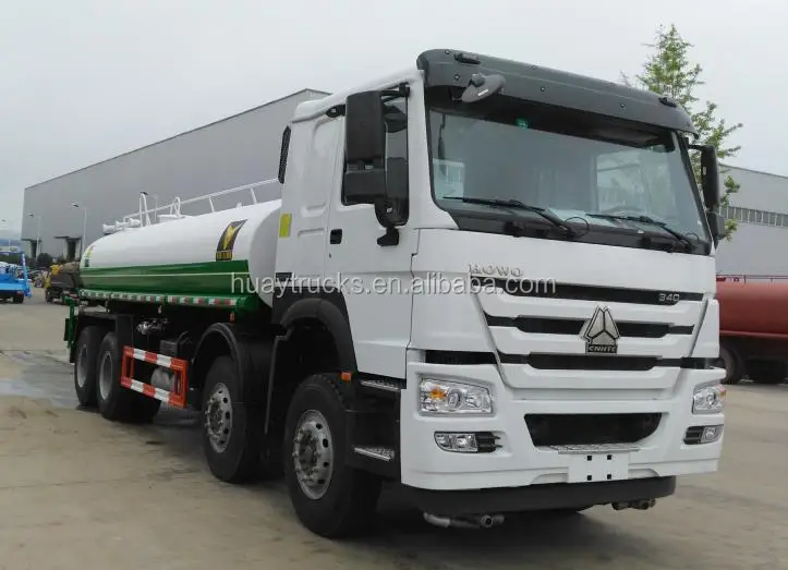 HOWO water truck.jpg