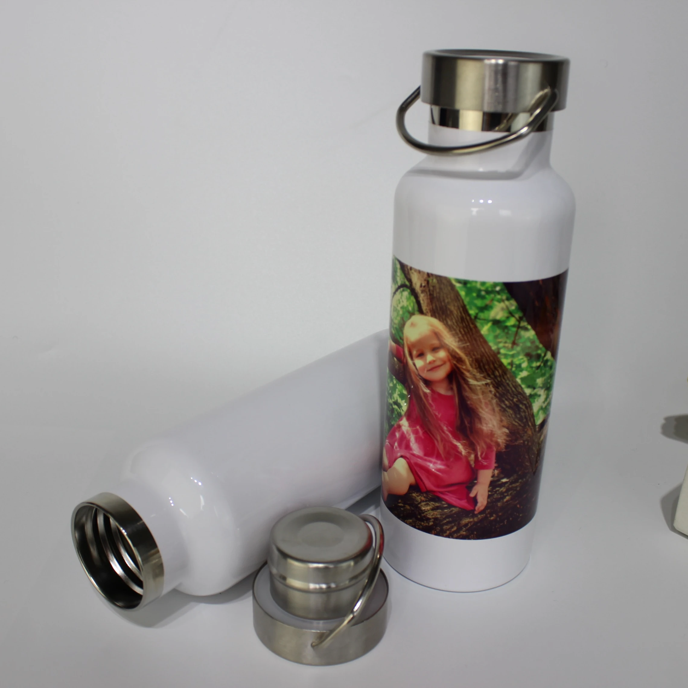 Custom aluminum bottle water metal sports bottles stainless steel water bottle, Silver
Custom aluminum bottle water metal sports bottles stainless steel water bottle, Silver