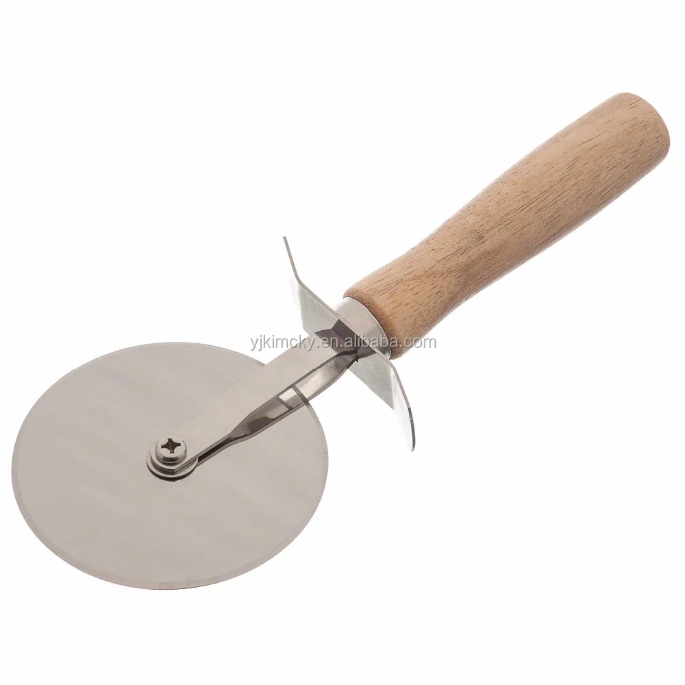 wood handle pizza wheel cutter
