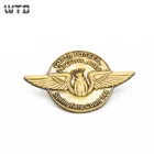 Manufacture fashion antique gold wing collar brooch lapel pin