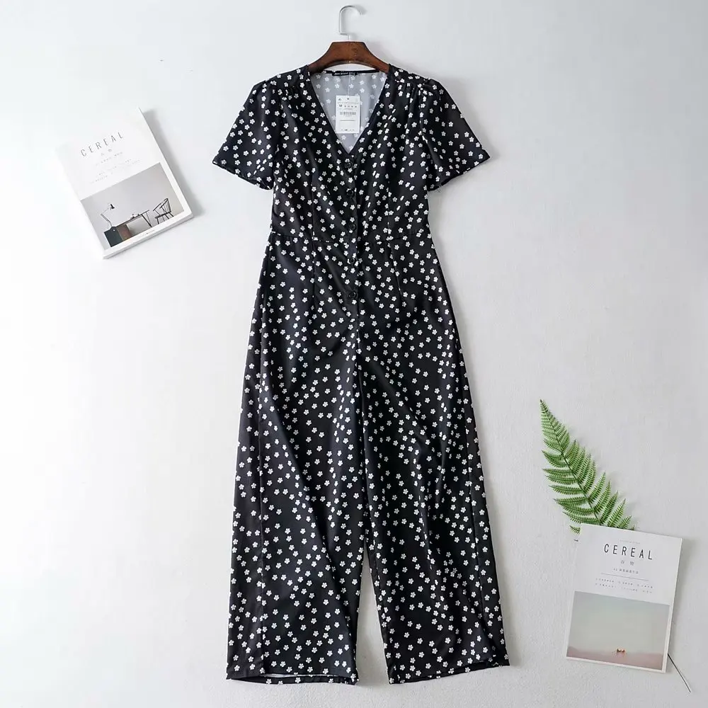 Sexy deep v neck women summer floral print summer wide leg jumpsuit
Sexy deep v neck women summer floral print summer wide leg jumpsuit