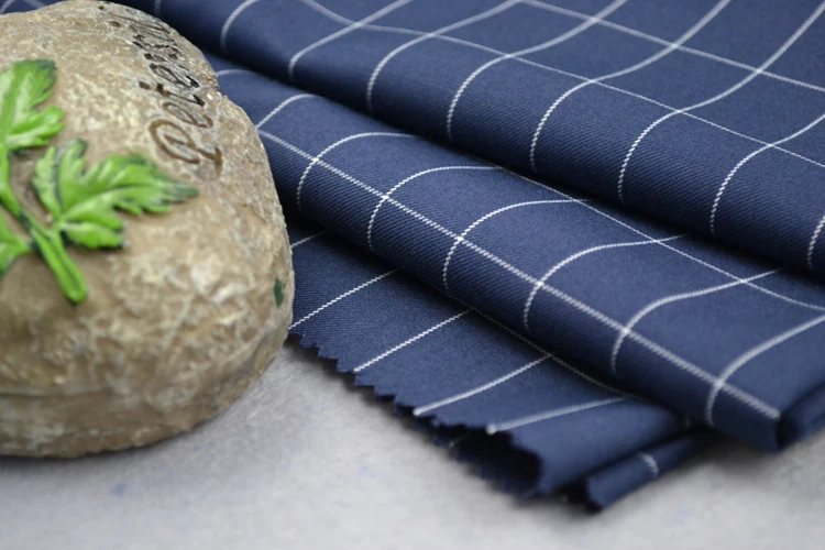 Wool Polyester Viscose Blend Shrink Resistant Plaid And Check Suiting