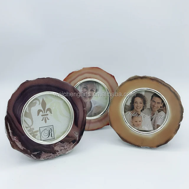 round frame picture