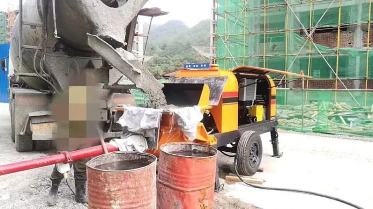 concrete pump