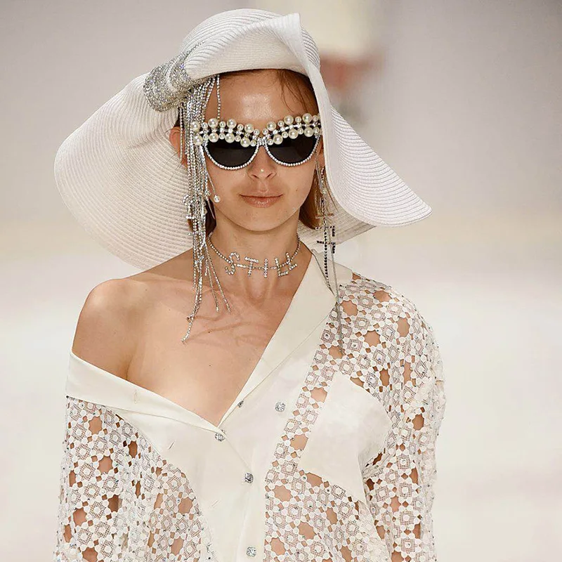 fashion bali show luxury 18k gold silver crystal necklace earrings rhinestone long earrings choker crystal letter necklace women, As photo
fashion bali show luxury 18k gold silver crystal necklace earrings rhinestone long earrings choker crystal letter necklace women, As photo
