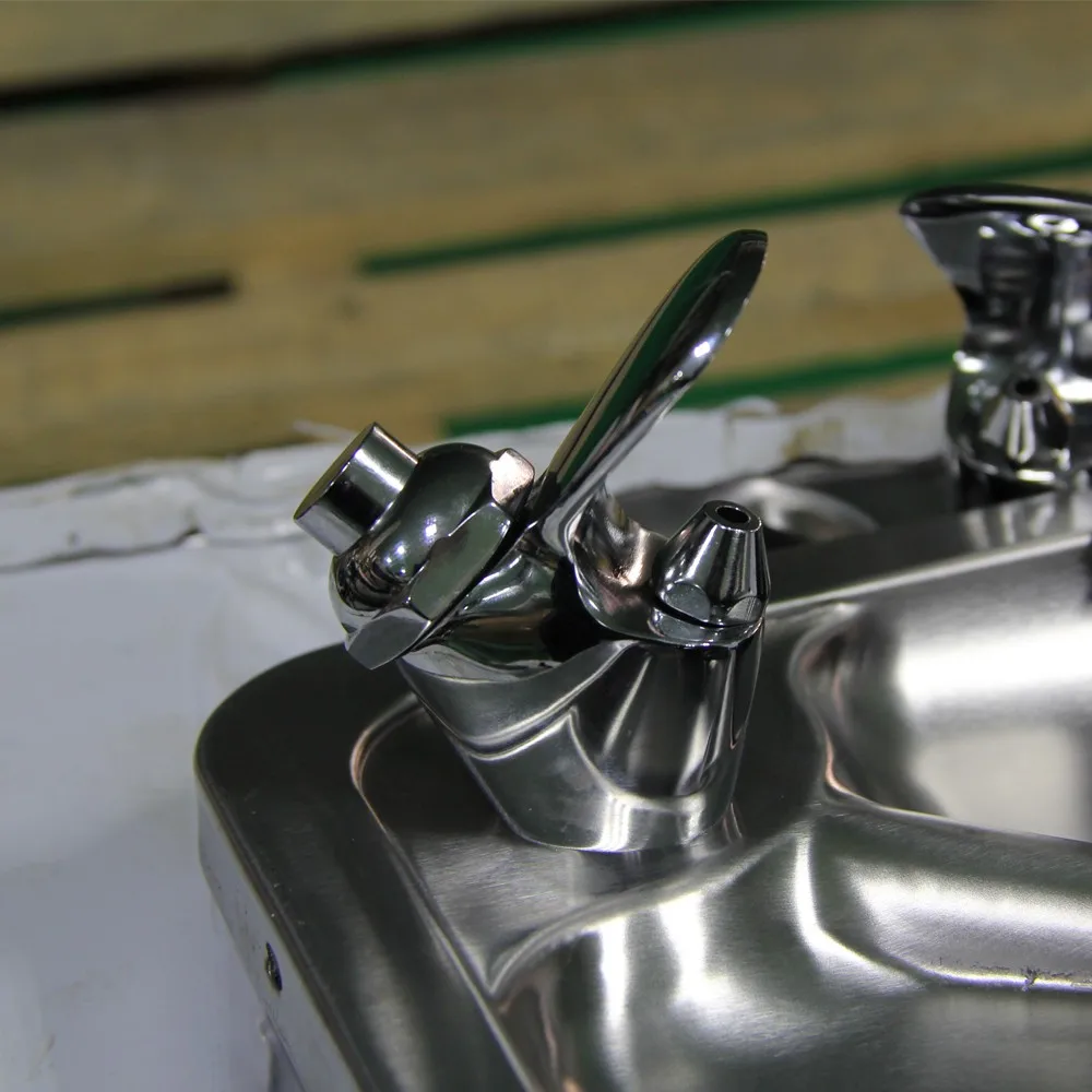 SS drinking fountain 01