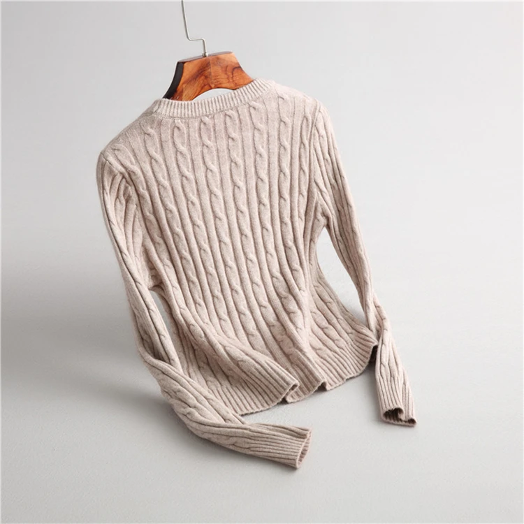 4392506527_1261407542