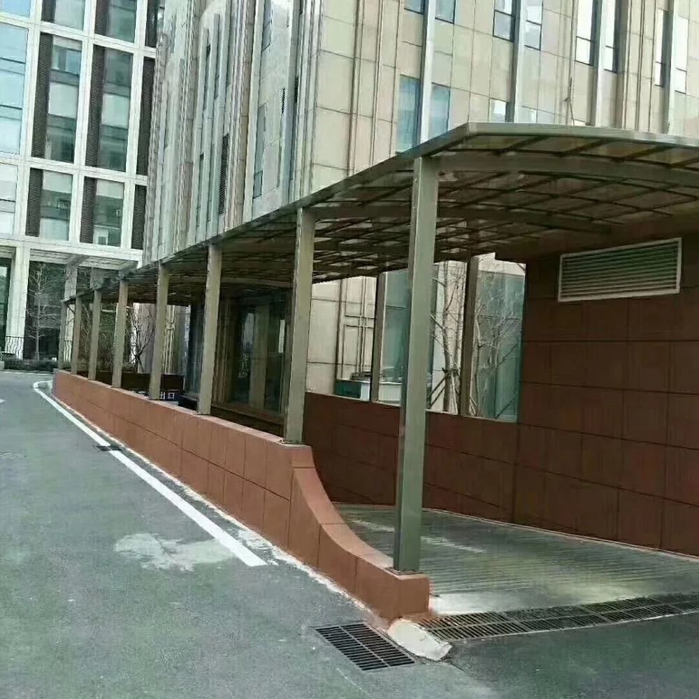 Outdoor Metal Carport Made Of Aluminum Frames And Polycarbonate