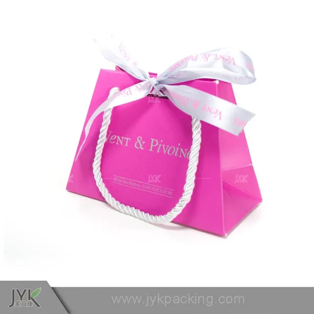 fashion hotsale plain bottom black paper bag with ribbon design