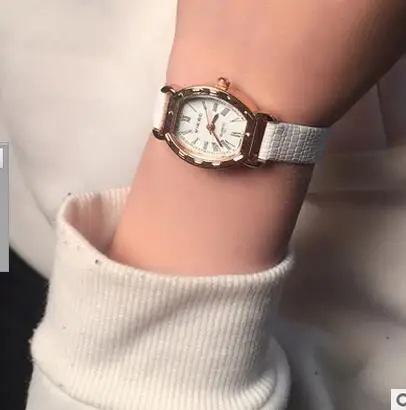 2017 Roman Luxury Dress Women Watches Ladies Leather Bracelet Fashion Vintage Wrist watch Clock quartz-watch Female
2017 Roman Luxury Dress Women Watches Ladies Leather Bracelet Fashion Vintage Wrist watch Clock quartz-watch Female