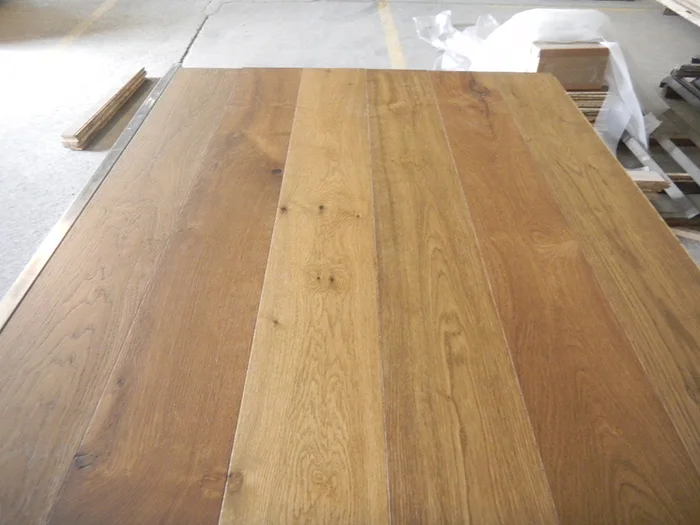 In-fashion Colour Multilayer Engineered Oak Floor