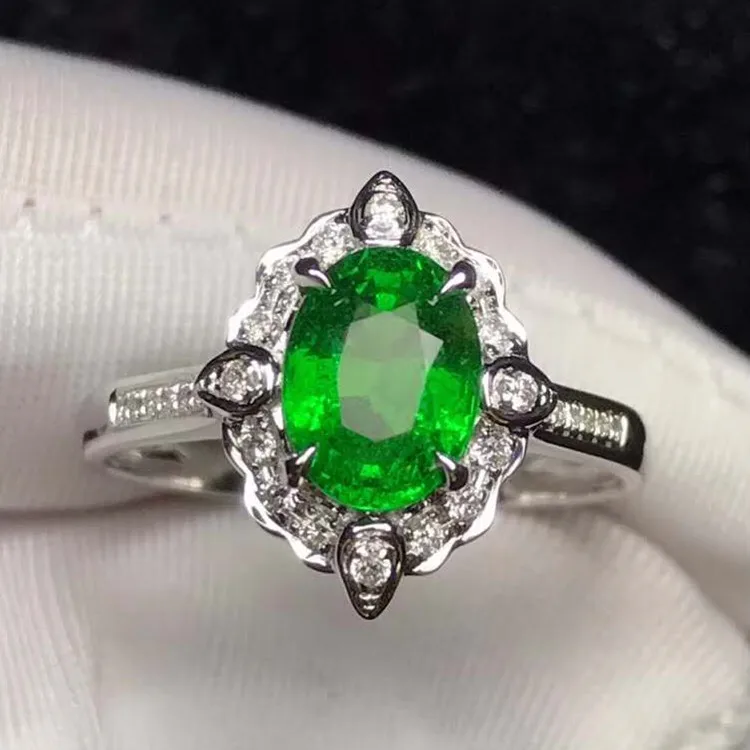 beautiful minimalist gemstone diamond jewelry ring wholesale 18k gold 1.36ct natural green savorite ring for women
beautiful minimalist gemstone diamond jewelry ring wholesale 18k gold 1.36ct natural green savorite ring for women