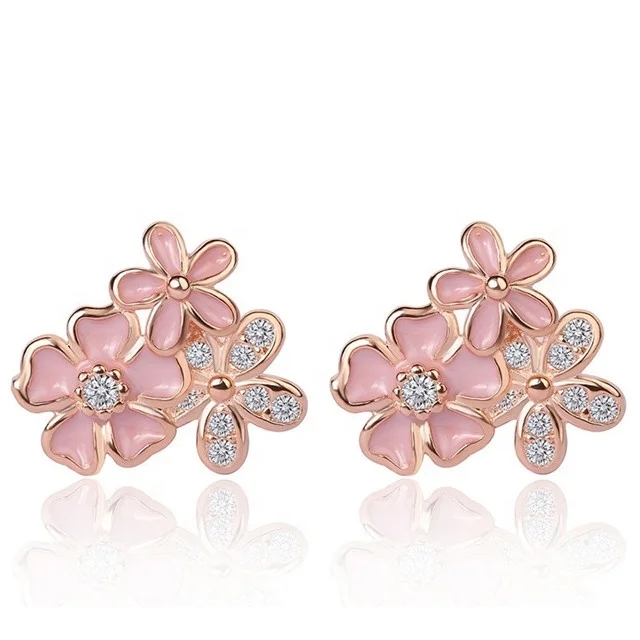 Trendy Flower Rhinestone Stud Earrings Exquisite Ear Ornaments Delivate Zircon Fashion Jewelry Bijoux for Women
Trendy Flower Rhinestone Stud Earrings Exquisite Ear Ornaments Delivate Zircon Fashion Jewelry Bijoux for Women