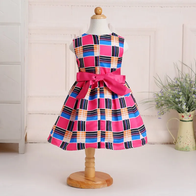 Elegant Girl Plaids & Checks Floral Fashion Summer Children Baby Formal Party Print Dress L1826XZ
Elegant Girl Plaids & Checks Floral Fashion Summer Children Baby Formal Party Print Dress L1826XZ