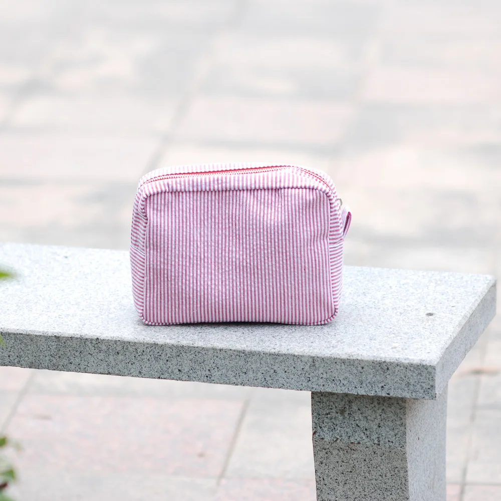 seersucker cosmetic bag (16)