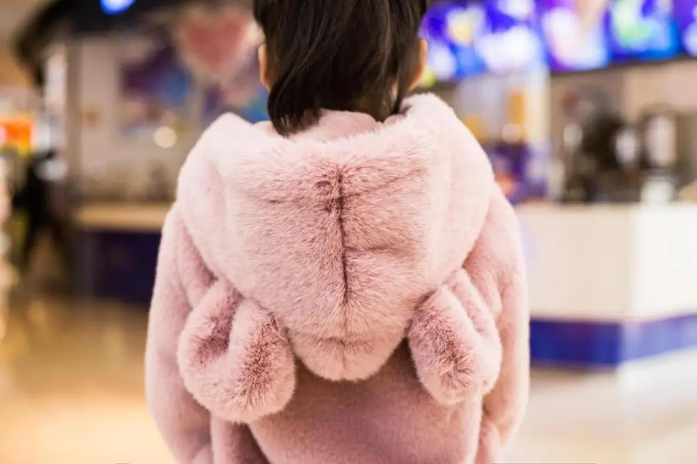 faux fur coat (3).jpg