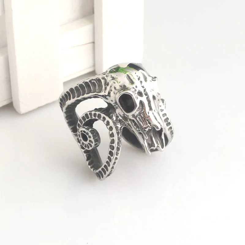 2017 Fashion Huge Gothic Ram Goat Skull Head Finger Ring For Men Women Antique Silver Punk Biker Skeleton Jewelry Gift