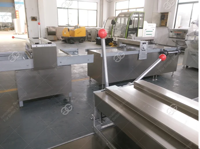 Industrial Sesame Snap Making Cereal Bar Chikki Museli Bar  Moulding and Cutter Peanut Candy Cutting Machine