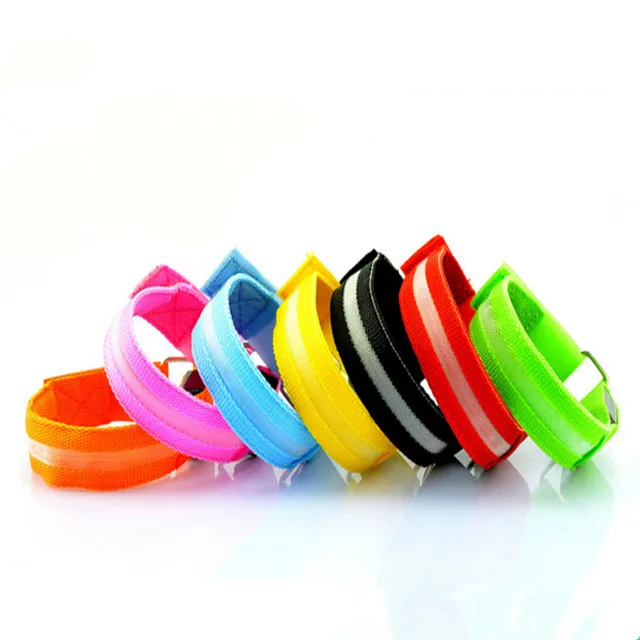 Novelty Promotional Custom Party/event/concert Pvc Flashing Outdoor Running Led Slap Bracelet
Novelty Promotional Custom Party/event/concert Pvc Flashing Outdoor Running Led Slap Bracelet