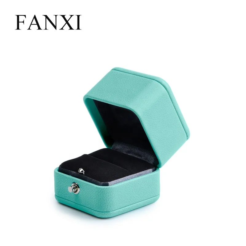 FANXI Manufacturer New Design High-end Exquisite PU Leather With Inner Core Plush And Silk Fabric Jewelry Ring Box, Cyan
FANXI Manufacturer New Design High-end Exquisite PU Leather With Inner Core Plush And Silk Fabric Jewelry Ring Box, Cyan