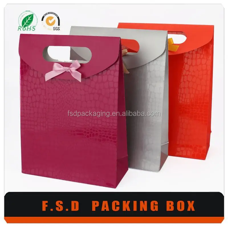 中国の紙袋のロゴで人気のあるプリントが製造カスタマイズされたギフトの紙袋仕入れ・メーカー・工場