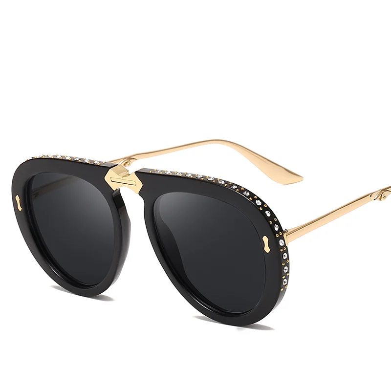 2019 Newest Quality Bling folding sunglasses luxury woman PC lens outdoor color .sunglasses
2019 Newest Quality Bling folding sunglasses luxury woman PC lens outdoor color .sunglasses