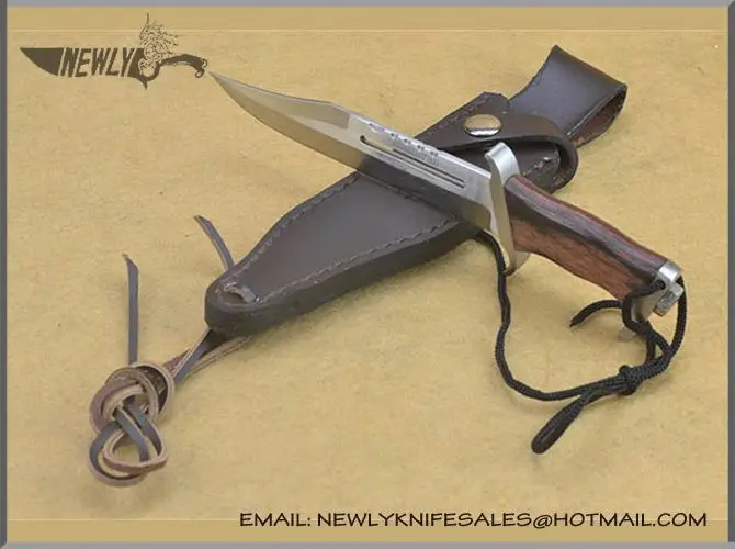 China Grey Titanium Blade Knife Karambit